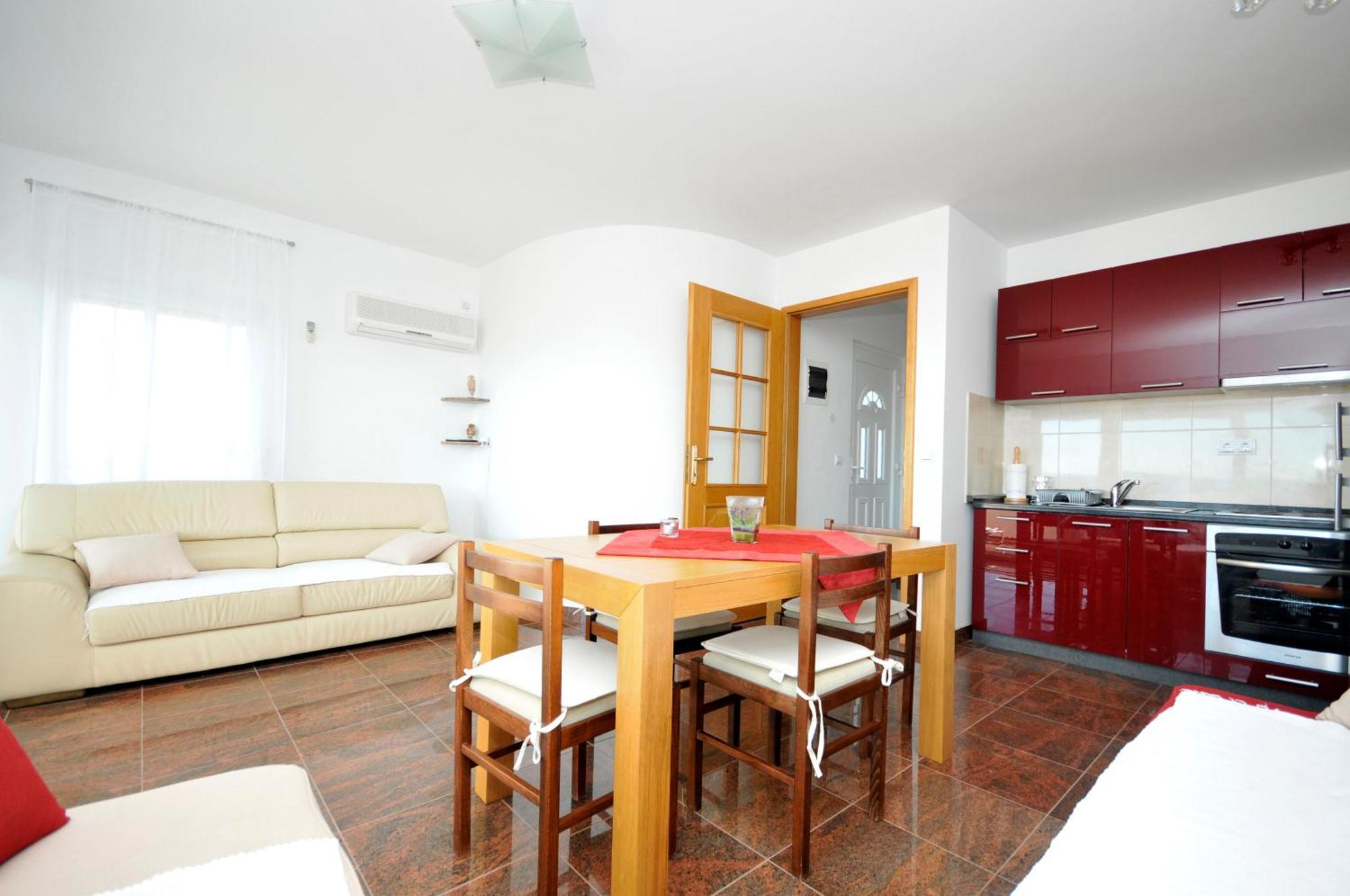 Apartmani Svalina - Seaview And 130M From Beach Trogir Ngoại thất bức ảnh