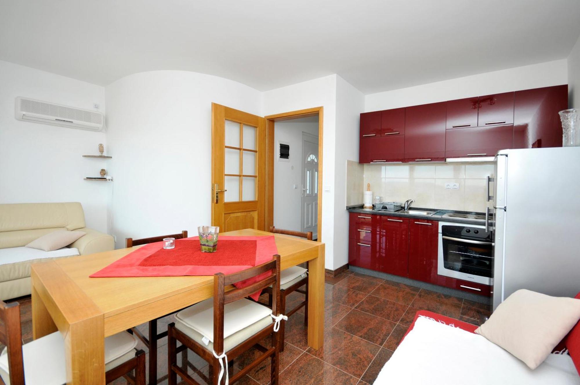Apartmani Svalina - Seaview And 130M From Beach Trogir Ngoại thất bức ảnh