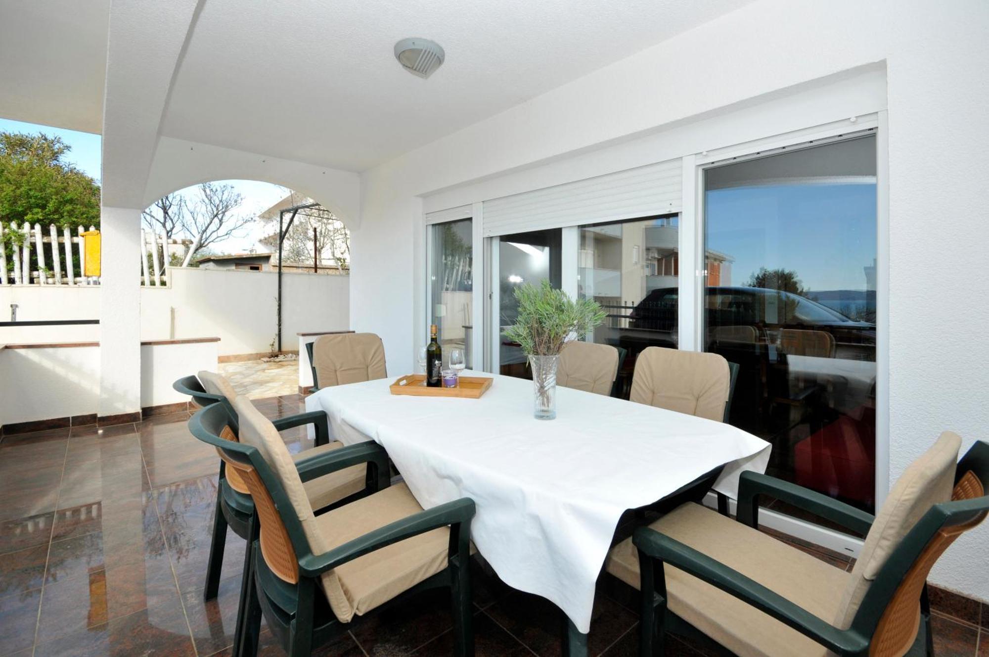Apartmani Svalina - Seaview And 130M From Beach Trogir Ngoại thất bức ảnh