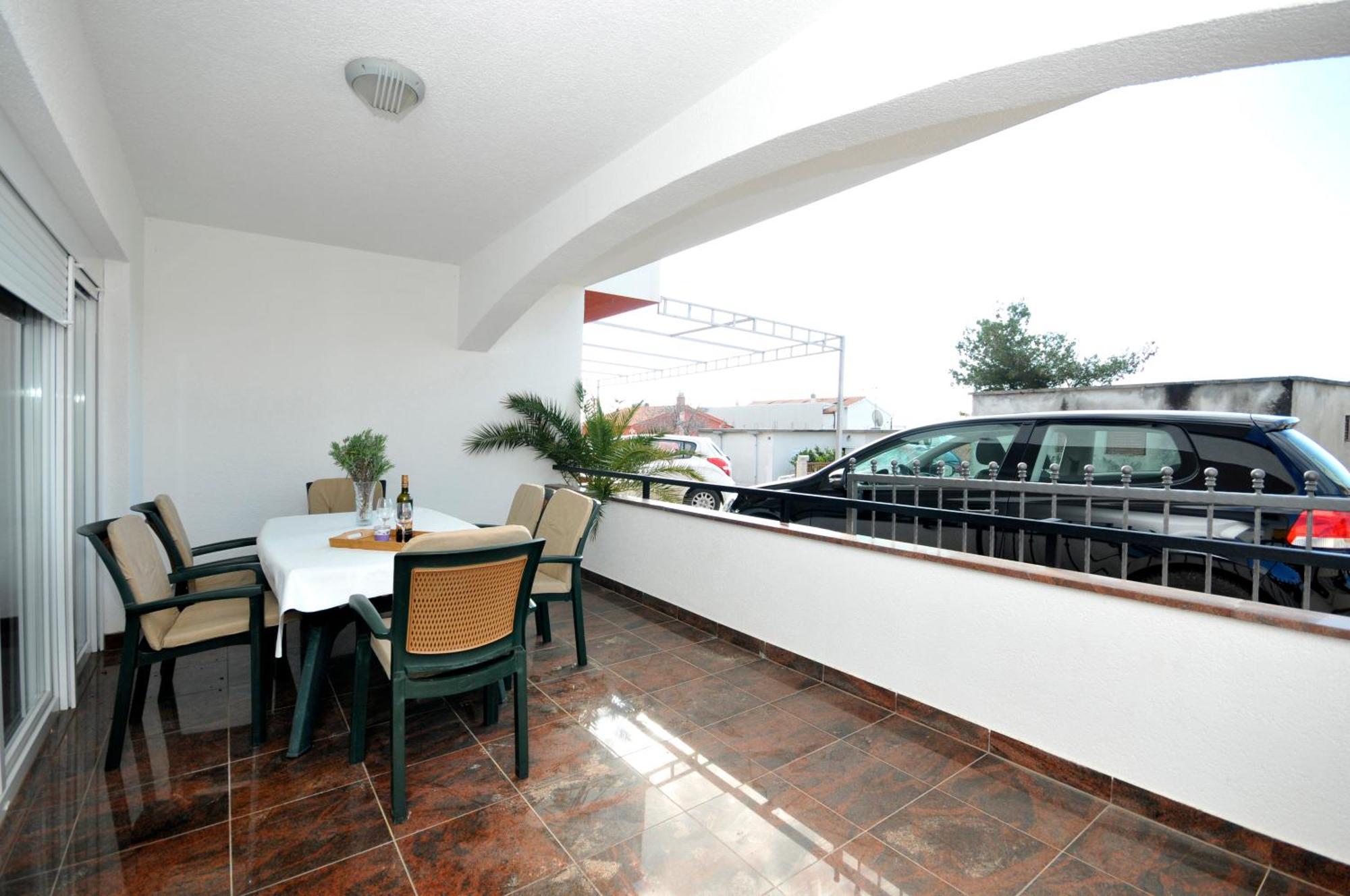 Apartmani Svalina - Seaview And 130M From Beach Trogir Ngoại thất bức ảnh