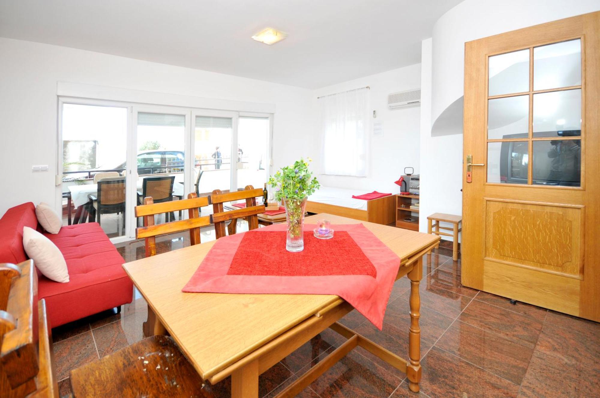 Apartmani Svalina - Seaview And 130M From Beach Trogir Ngoại thất bức ảnh