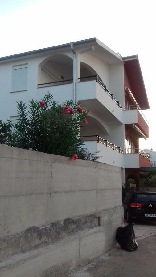 Apartmani Svalina - Seaview And 130M From Beach Trogir Ngoại thất bức ảnh